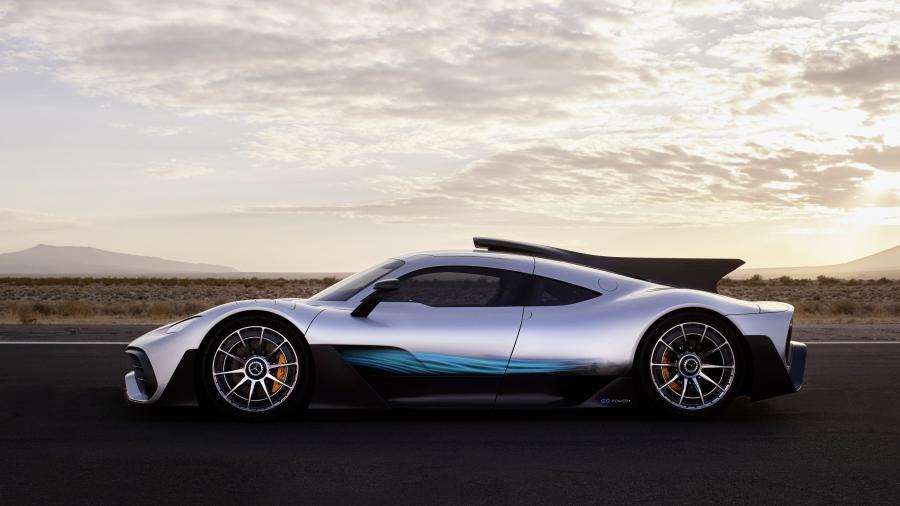  Mercedes-AMG Project ONE 2017 года  (фото 23 из 28)